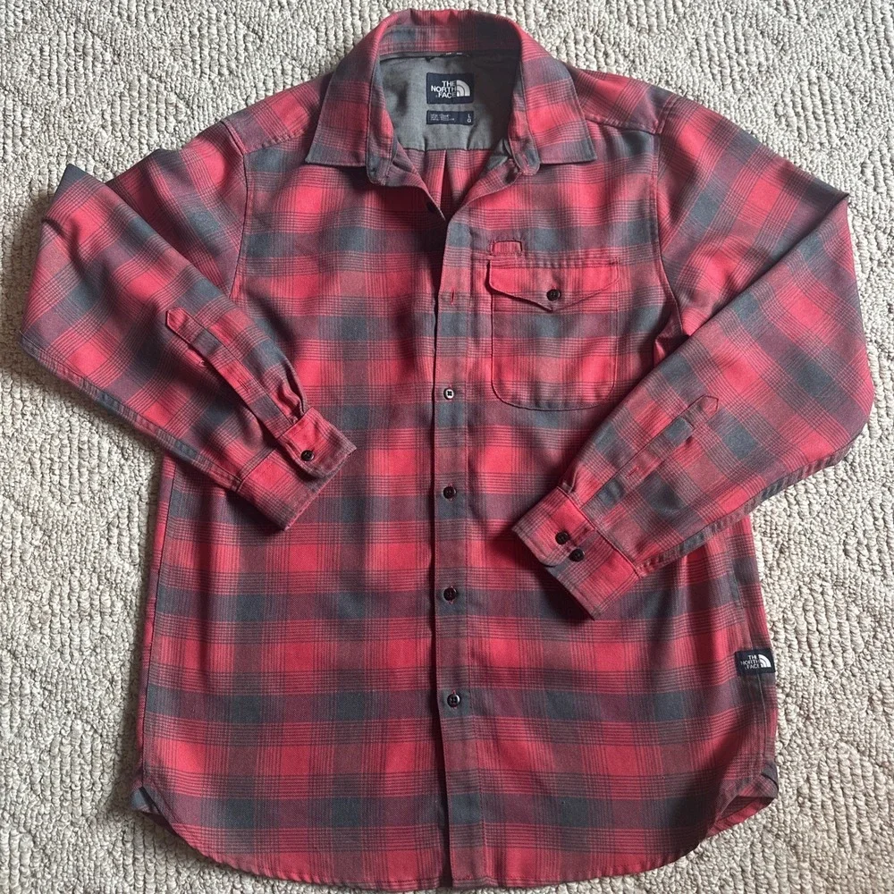 The North Face Mens Large Plaid Button Down Shirt Red Outdoor Casual EUC‎